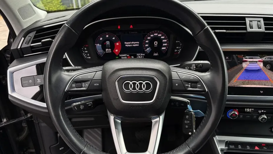 AUDI Q3 Sportback -