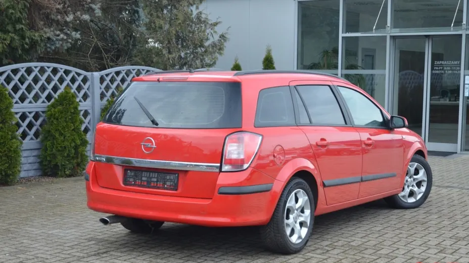 OPEL Astra -