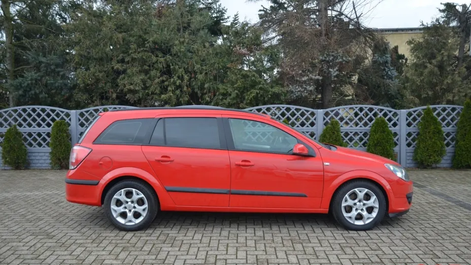 OPEL Astra -