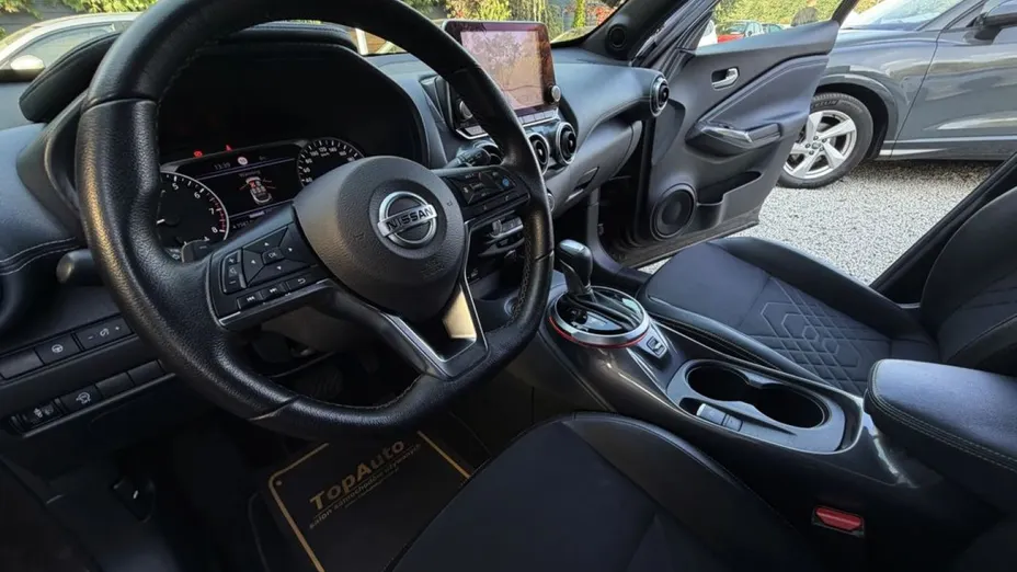 NISSAN Juke -