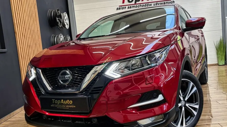 NISSAN Qashqai -