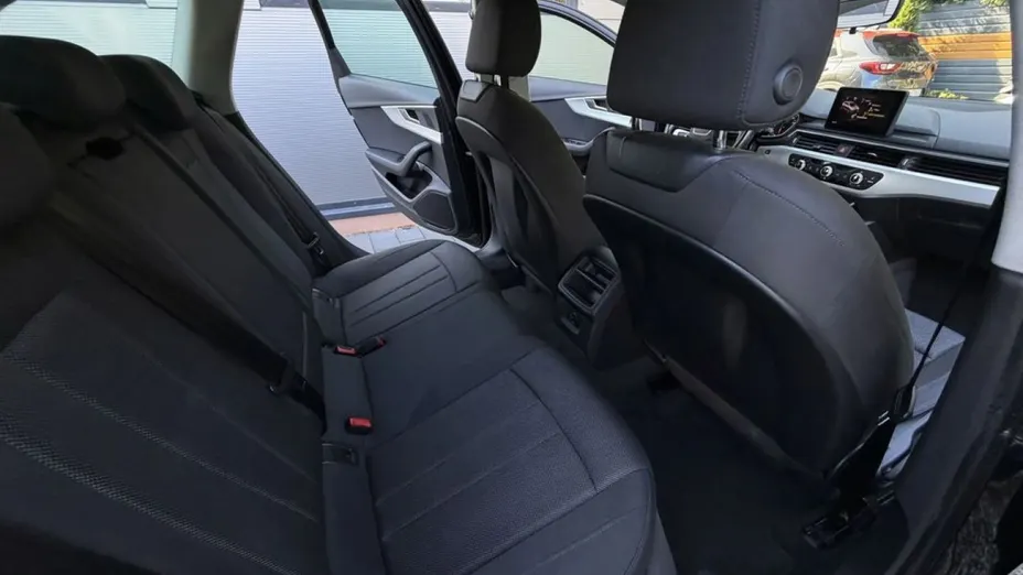 AUDI A4 Avant -