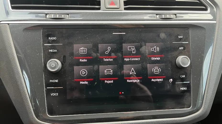 VOLKSWAGEN Tiguan -