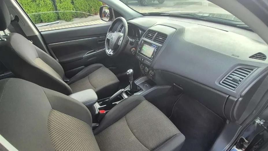 MITSUBISHI ASX -