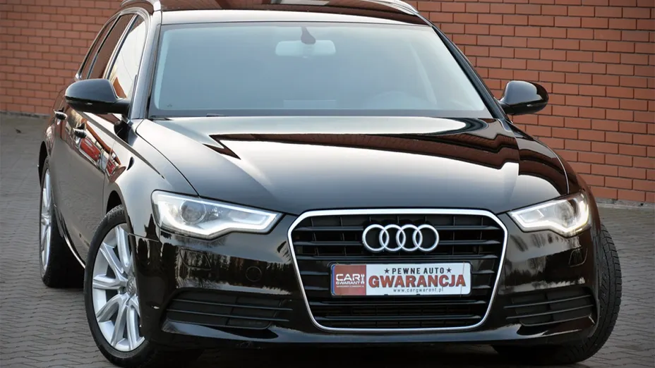 AUDI A6 -