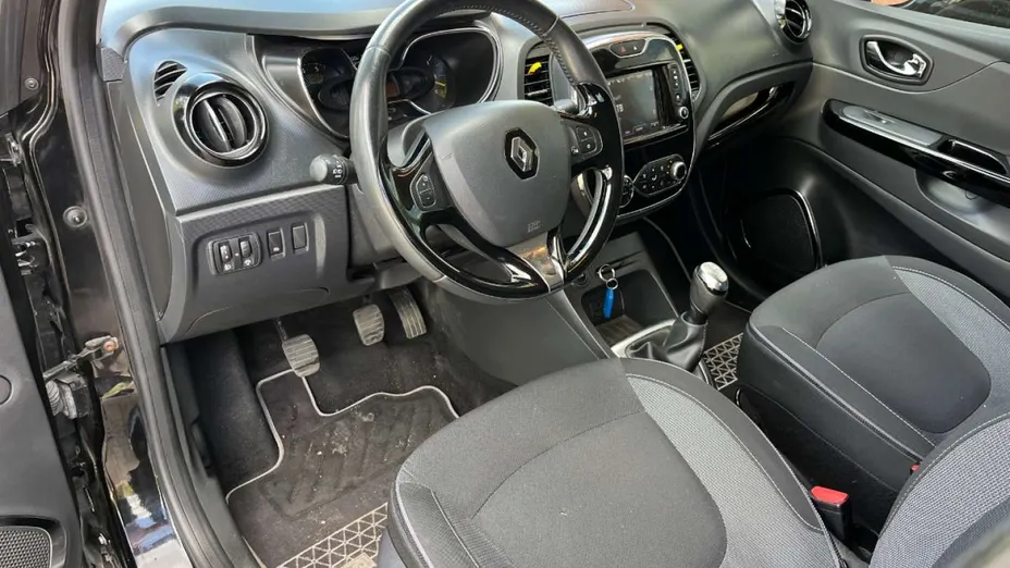 RENAULT Captur -