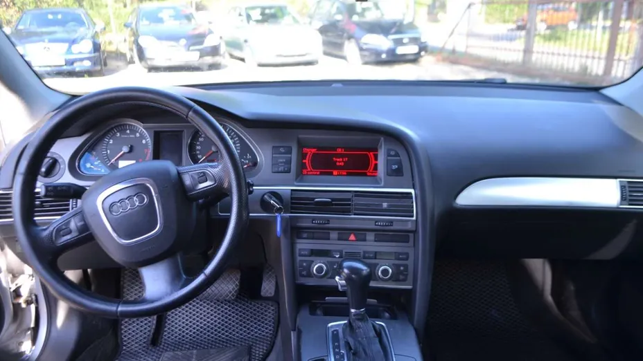 AUDI A6 Avant -