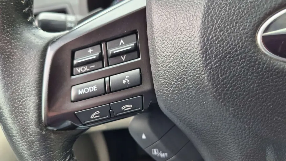 SUBARU Outback -