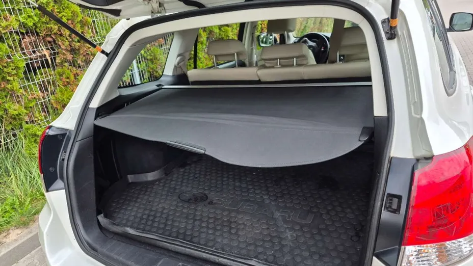 SUBARU Outback -