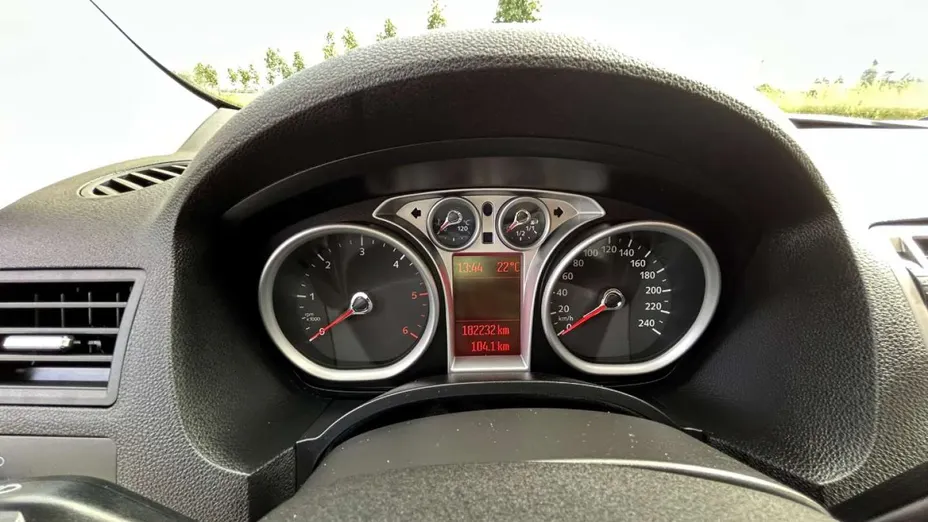 FORD Kuga -