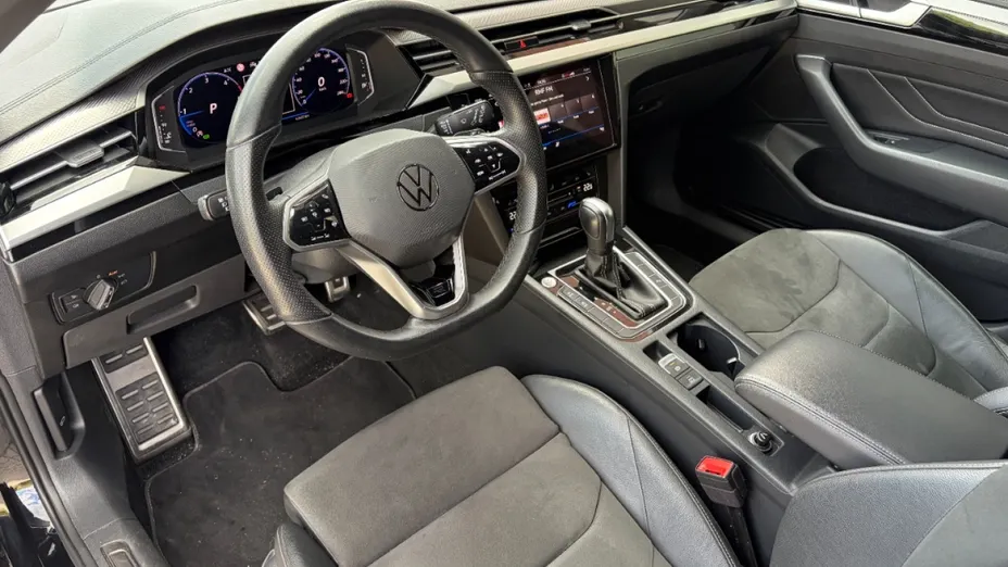 VOLKSWAGEN Arteon -