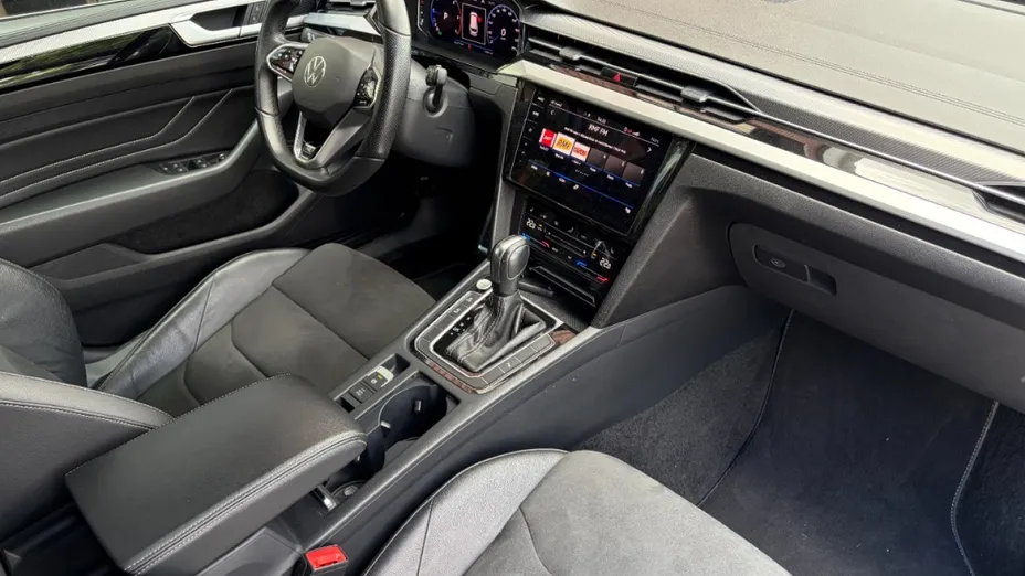 VOLKSWAGEN Arteon -