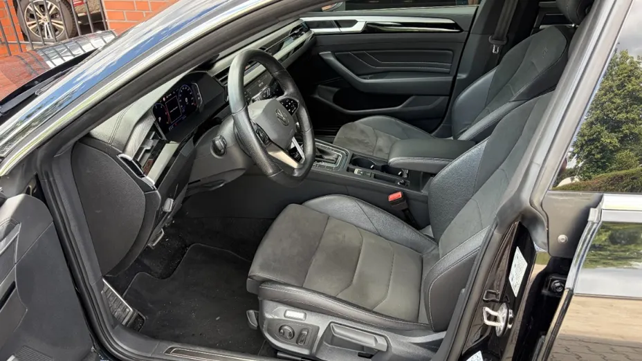 VOLKSWAGEN Arteon -
