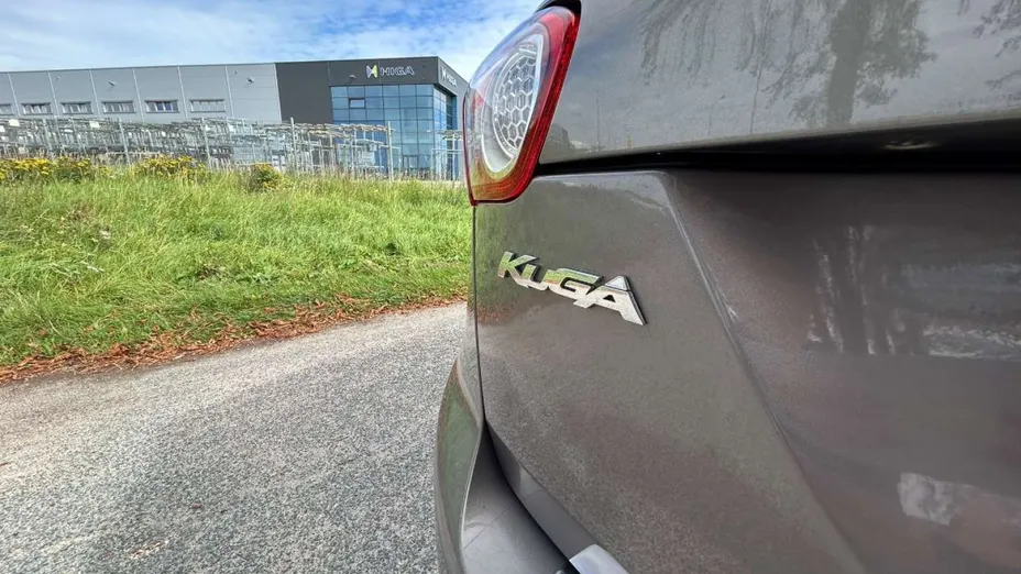 FORD Kuga -
