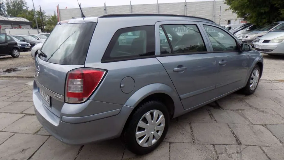 OPEL Astra -