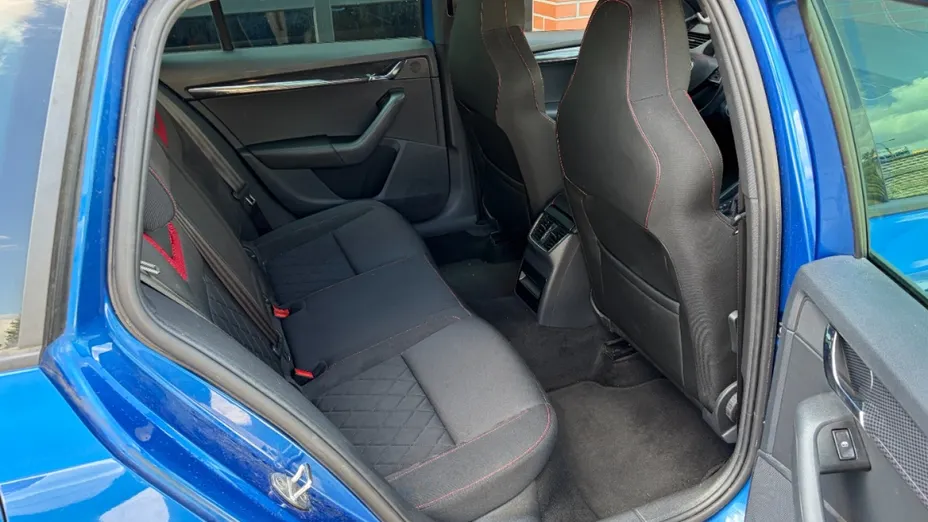 SKODA Octavia -
