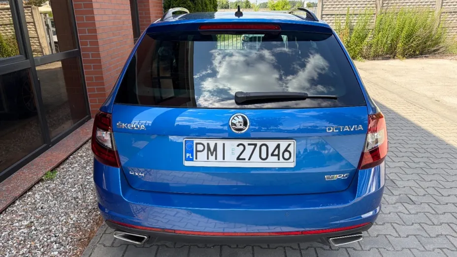 SKODA Octavia -
