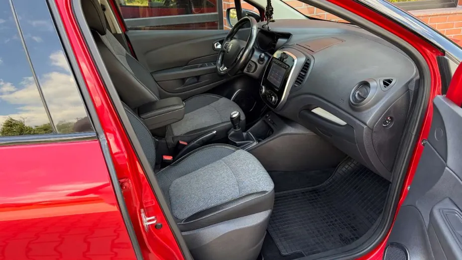 RENAULT Captur -
