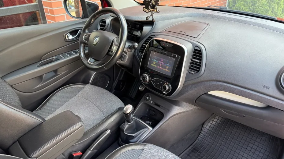 RENAULT Captur -