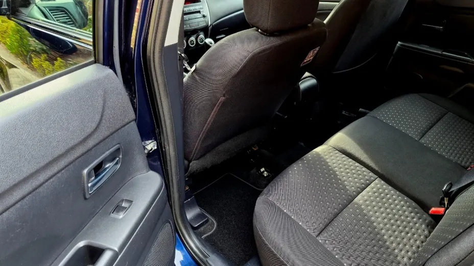 MITSUBISHI ASX -