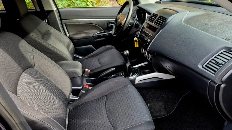 MITSUBISHI ASX -