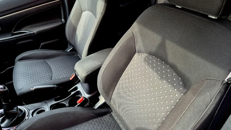 MITSUBISHI ASX -