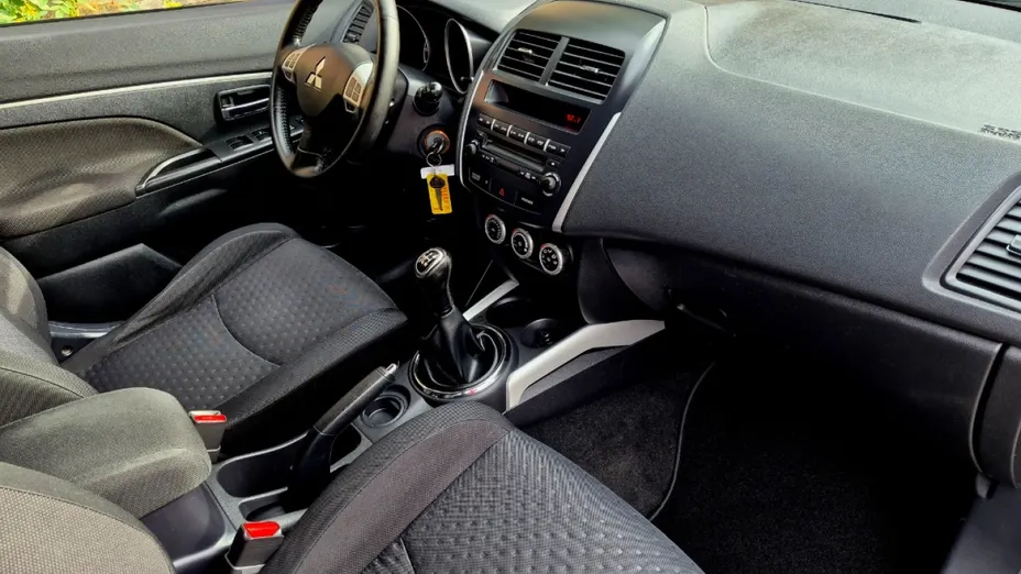 MITSUBISHI ASX -