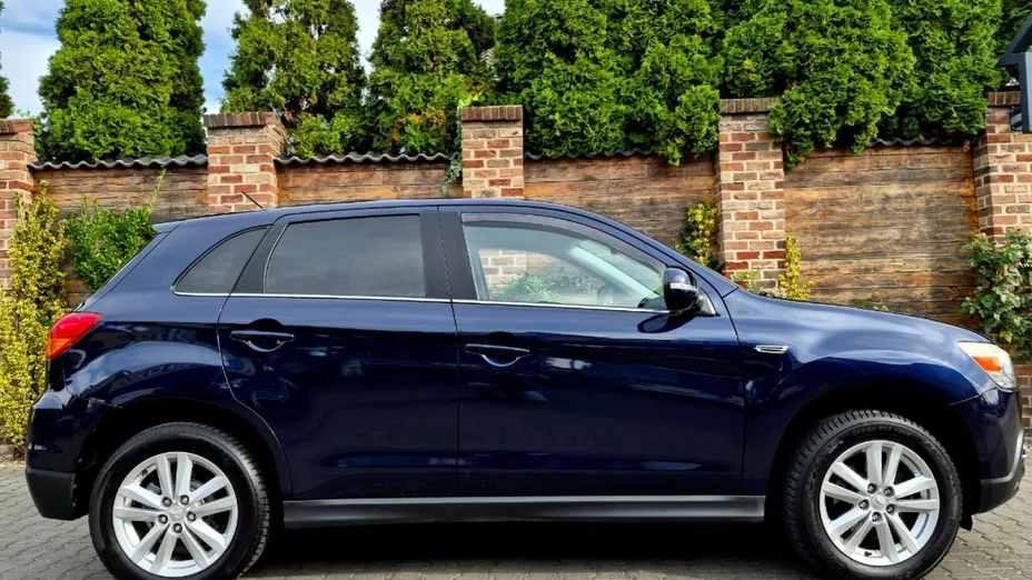MITSUBISHI ASX -
