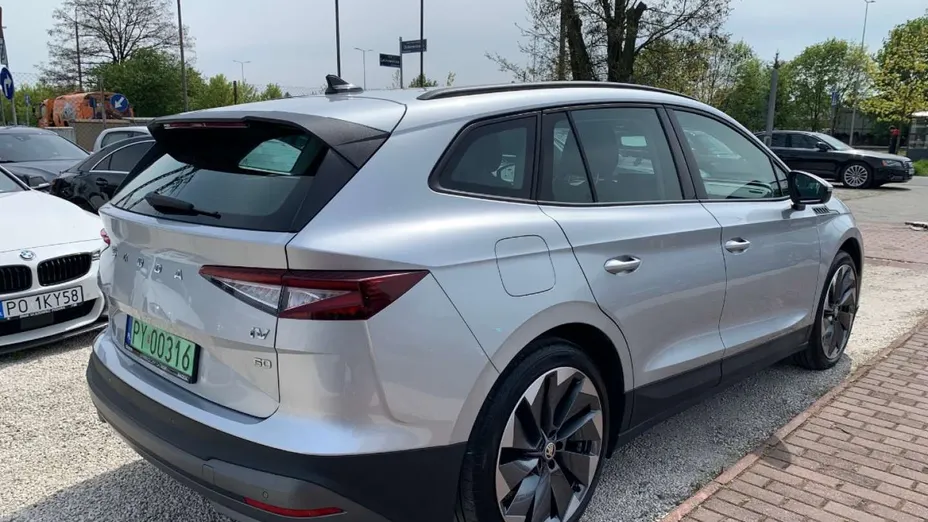 SKODA Enyaq -