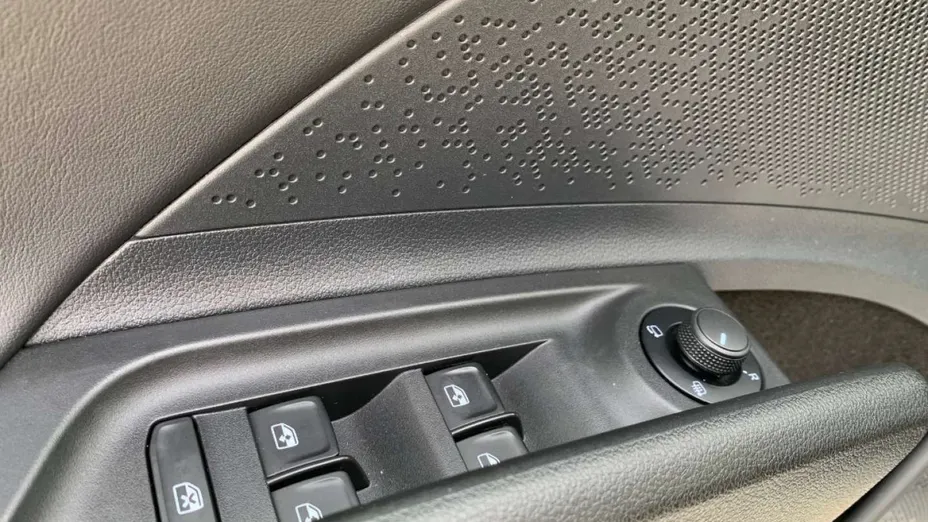 SKODA Enyaq -