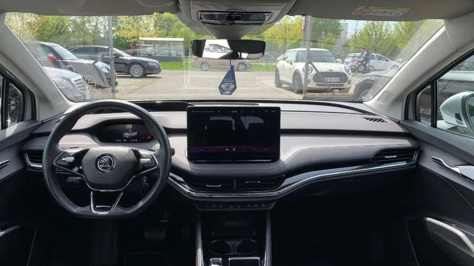 SKODA Enyaq -