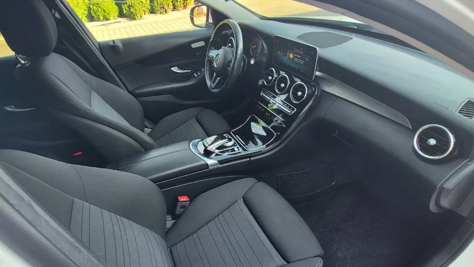 MERCEDES-BENZ C Klasa -