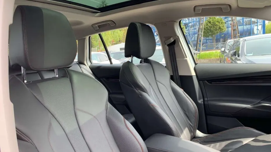 SKODA Enyaq -