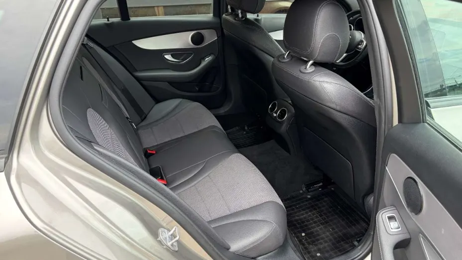 MERCEDES-BENZ C Klasa -