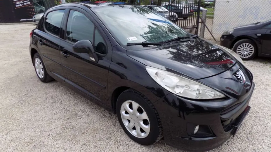 PEUGEOT 207 -