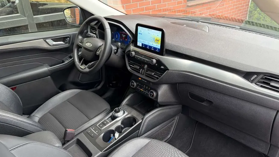 FORD Kuga -