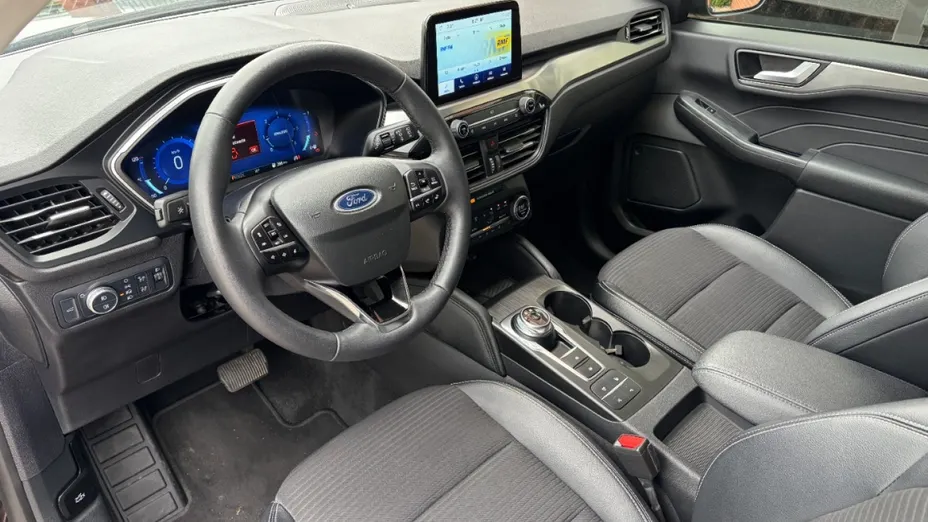 FORD Kuga -