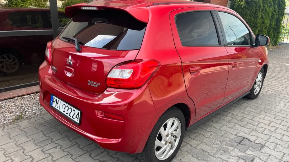 MITSUBISHI Space Star -