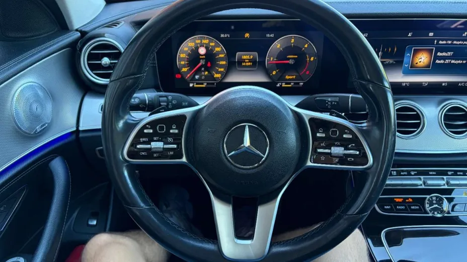 MERCEDES-BENZ E Klasa -