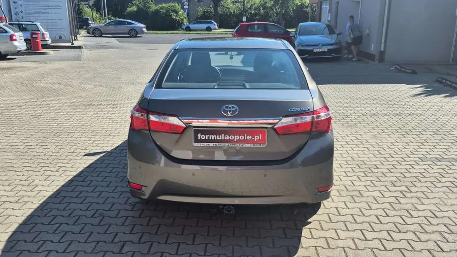 TOYOTA Corolla -
