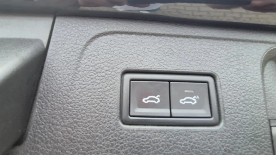 VOLKSWAGEN Passat -