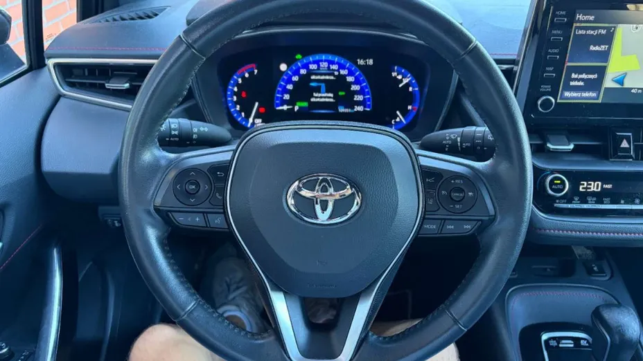 TOYOTA Corolla -