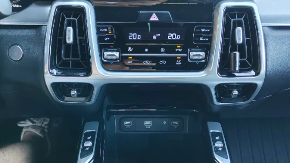 KIA Sorento -