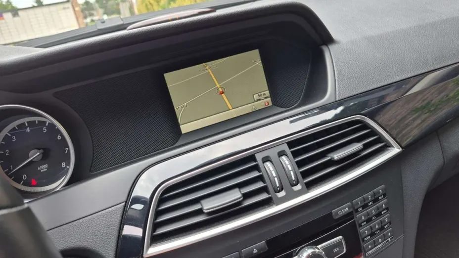 MERCEDES-BENZ C Klasa -