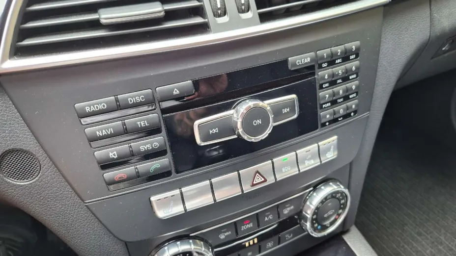 MERCEDES-BENZ C Klasa -