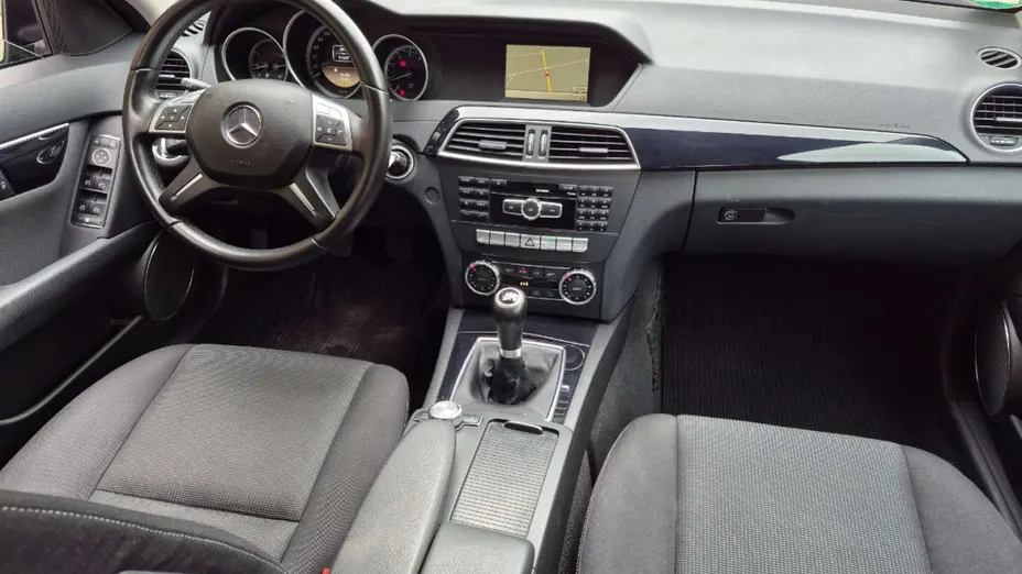 MERCEDES-BENZ C Klasa -