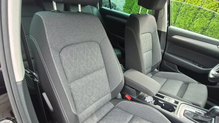 VOLKSWAGEN Passat -