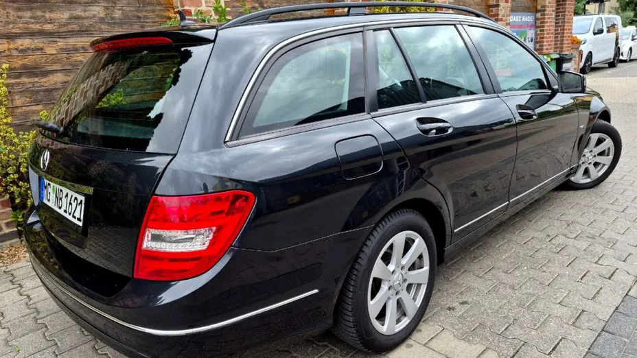 MERCEDES-BENZ C Klasa -