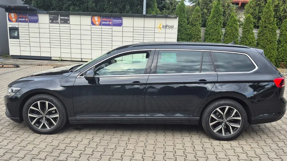 VOLKSWAGEN Passat -