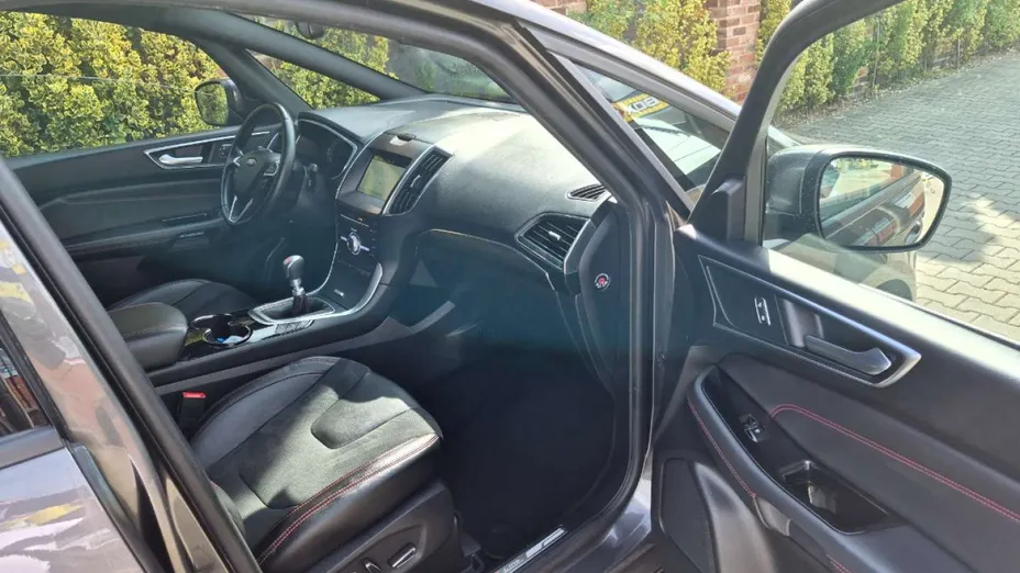 FORD S-MAX -